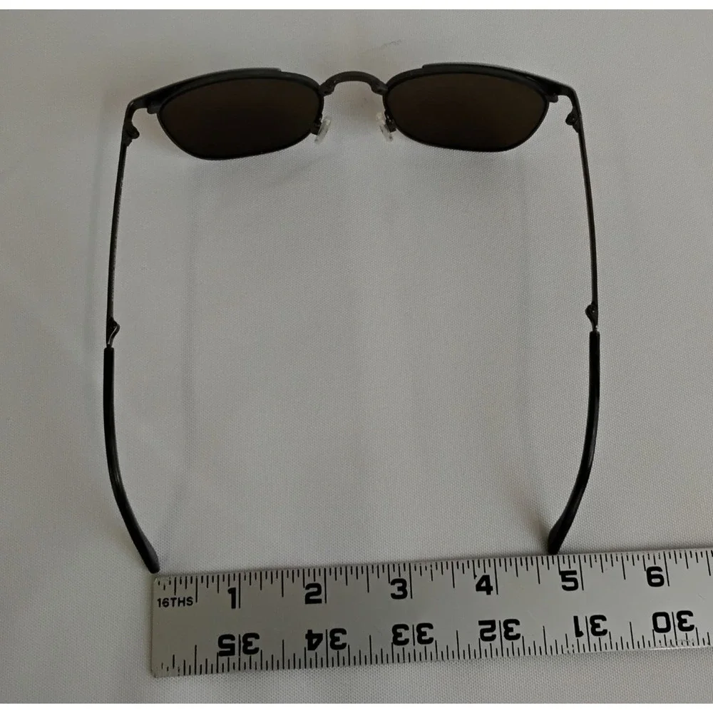 Maui Jim Stillwater Foldable Sunglasses STG-BG 52-20-145 Silver w/ Case #J5706